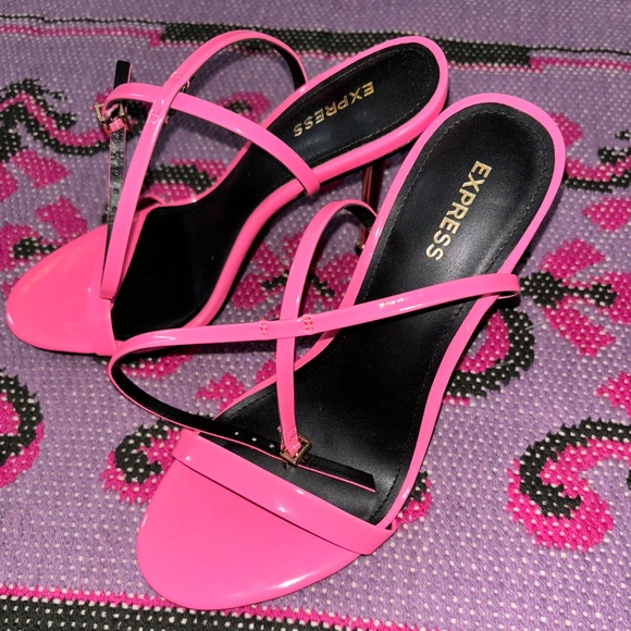 Neon Pumps - Picture 3 of 4